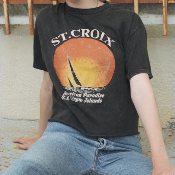 BRANDY MELVILLE ST.CROIX TOP⚡️ - Picture 3 of 3